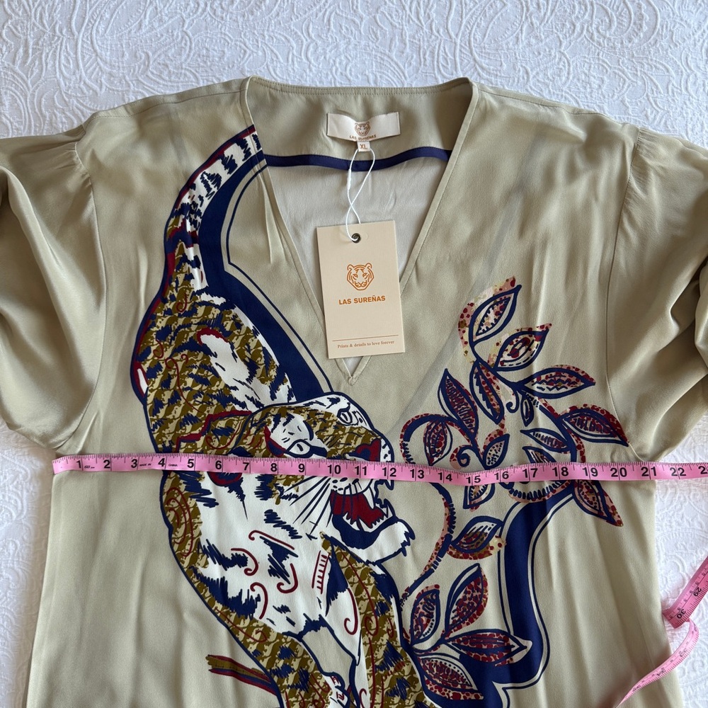 LAS SURENAS silk long sleeve dress - Picture 9 of 9